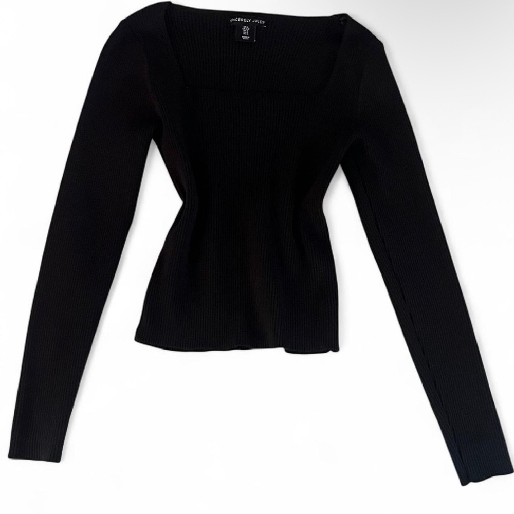 Women's Black Long Sleeve Top